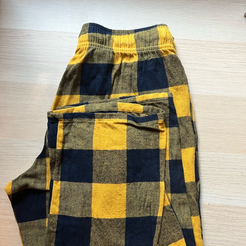 Men’s bed pants
